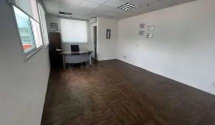 COMERCIAL DO LADINHO DO METRO PORTUGUESA TIETE