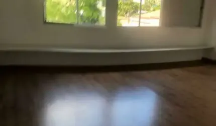 APARTAMENTO COM 100 METROS QUADRADOS 2 DORMITORIOS PROXIMO O METRO FRADIQUE COUTINHO
