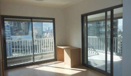 Studio Faria Lima/Pinheiros: 44m², Varanda, Lazer e Conforto.