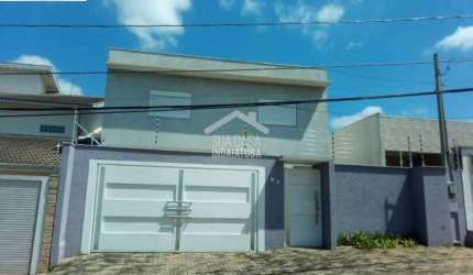 Sobrado com 3 suítes sendo uma master com closet na Vila Suíça - Permuta