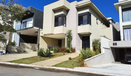 Casa à Venda em Condomínio com Lazer Completo – Oportunidade Imperdível!