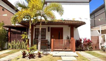Casa em condomínio fechado com 4 quartos à venda na Rodovia BA-099 - Estrada do Côco, Abrantes, Camaçari, 250 m2 por R$ 850.000