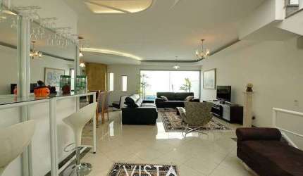 Casa Alto Padrão