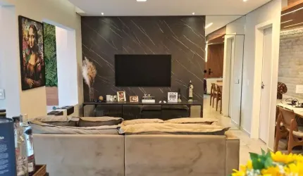 Apartamento com varanda gourmet no Tatuapé