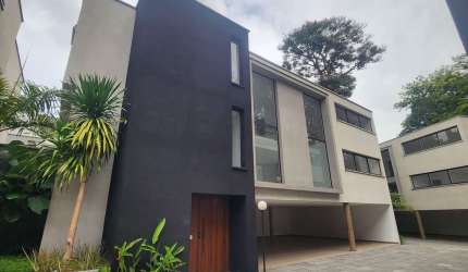 Casa de Condomínio com 4 suítes e 7 banheiros à Venda, 830 m² por R$ 10.000.000