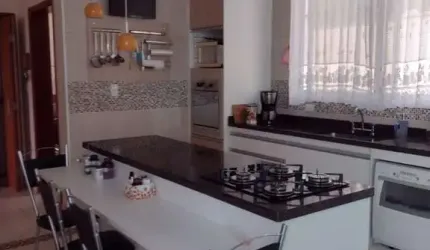 Ótimo sobrado à Venda no Condomínio Chácara Ondina em Sorocaba, terreno tem 300m2 Área const 273m2 piscina aquecida e aquecedor solar para toda casa.
