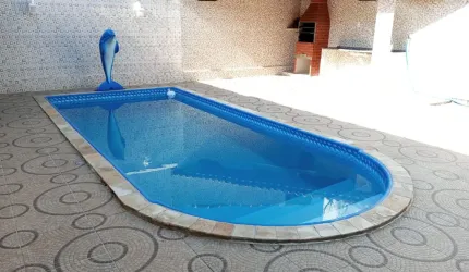 Sobrado, 6 Dorms à Venda, Centro de Itanhaém, 270 m²