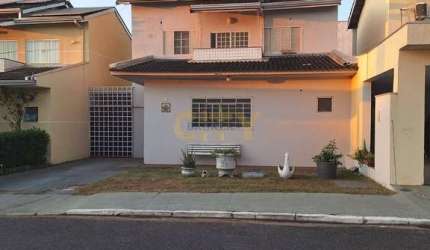 Vende-se Sobrado Condomínio Passaredo