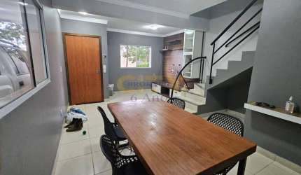 Vende-se Sobrado Condomínio Village Arvoredo