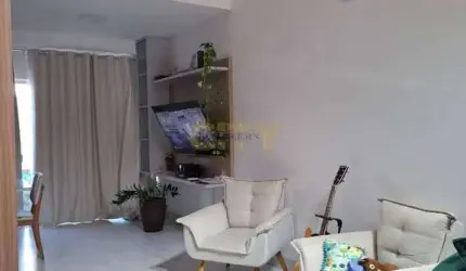 Vende-se Sobrado Mobiliado Condomínio Jardins (Bom Clima)