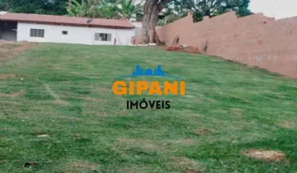 Casa a Venda com Ótimo Terreno para Construção