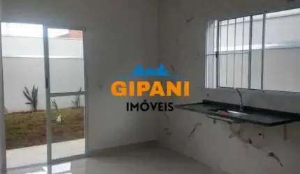CASA A VENDA EM JAGUARIUNA