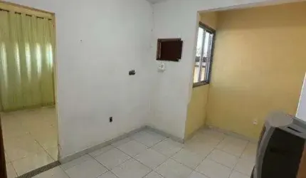 Casa 2 dormitórios para Venda em Duque de Caxias, Jardim das Oliveiras, 2 dormitórios, 1 banheiro, 1 vaga