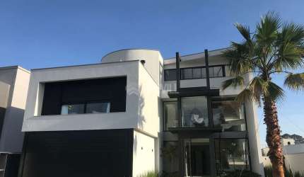 CASA ALTO PADRÃO NOVA NO CALEDÔNIA 04 SUITES, 04 VAGAS
