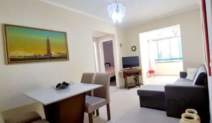 Apartamento 2 quartos  66m²  semimobiliado