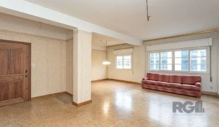Apartamento no bairro Floresta de 3 dormitórios e vaga DESOCUPADO