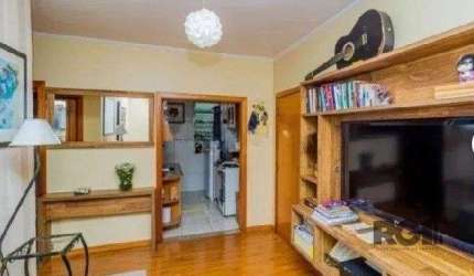 Apartamento no Passo D'areia de 2 dormitórios e vaga *rotativa