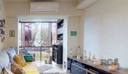 APARTAMENTO COM SACADA E VAGA NO PARTENON EM PORTO ALEGRE-RS