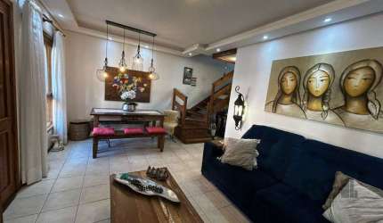 Casa em Condominio Fechado de 3 Dormitórios na Zona Sul de Porto Alegre