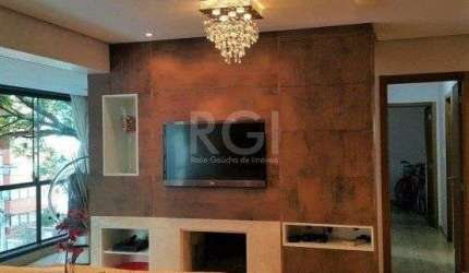Excelente apartamento localizado no bairro Bela Vista, 128 m² privativos, totalm