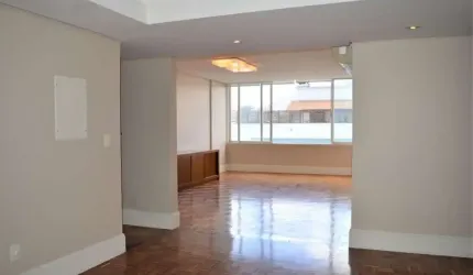Magnífico apartamento  2 dormitórios com garagem em frente ao Parção