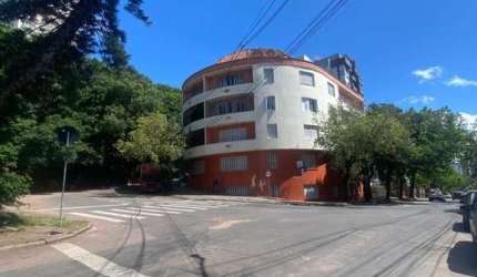 Apartamento no bairro Floresta - 3 dormitórios
