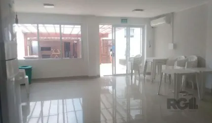 APARTAMENTO DE 2 DORMITORIOS REFORMADO BAIRRO SANTO ANTONIO - POA/RS