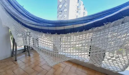 Apartamento  com sacada,  dois dormitórios e 1 vaga bairro Petrópolis -  Porto A