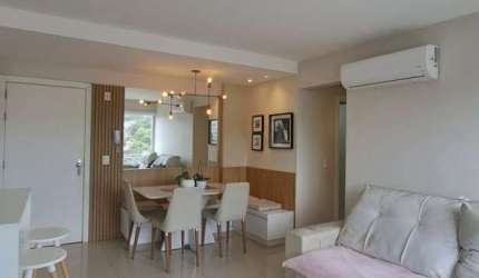 Apartamento Mobiliado com 2 Quartos e Vista Panorâmica em Porto Alegre