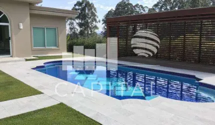 Casa À Venda Em Condomínio Em Alphaville Com 4 Suítes - 1.060 M²
