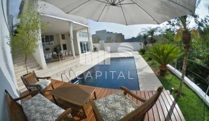 Casa Para Venda e  Locação Em Alphaville Santana de Parnaíba