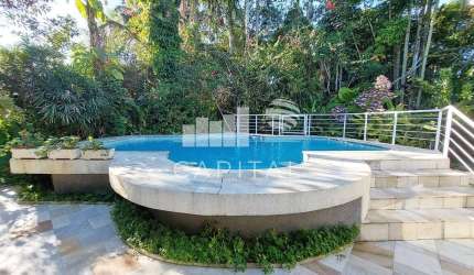 Casa de Alto Padrão a Venda Na Riviera de São Lourenço.