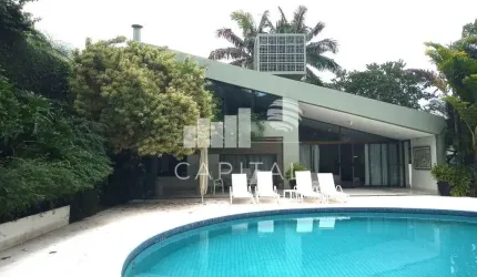 Casa à Venda Em Alphaville - Barueri - Sp