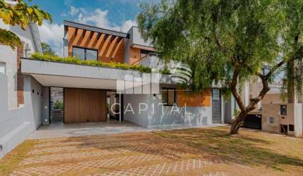 Casa à Venda Mobiliada Em Alphaville - Santana de Parnaiba / Sp