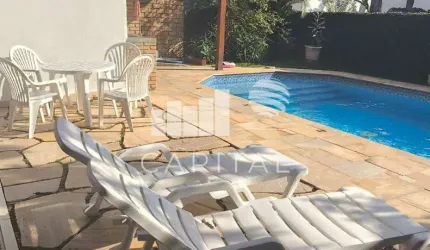 Vende-se Casa de Esquina No Residencial 3 Em Alphaville