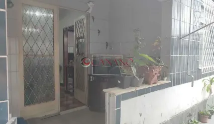 Casa com 2 quartos à venda na Rua Pompílio de Albuquerque, Engenho de Dentro, Rio de Janeiro, 70 m2 por R$ 185.000