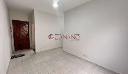 Apartamento com 3 quartos à venda na Praça Avaí, Cachambi, Rio de Janeiro, 55 m2 por R$ 200.000