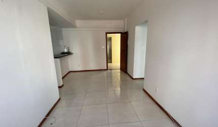 Apartamento  2/4 62 m² reformado armários 2 banheiros 1 garagem Pituba
