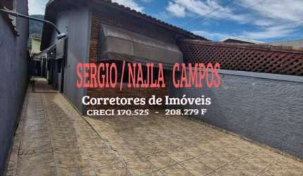 Casa com edicula no Jardim Jaqueira!