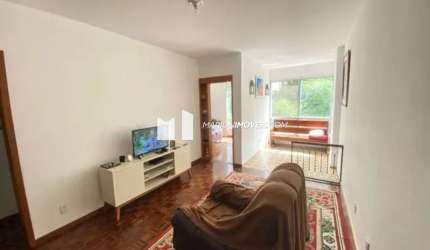 Apartamento à venda no Leme, Rio de Janeiro, 3 quartos (1 suíte), sala, banheiro, área de serviço, cozinha, dependência,1 vaga. Lâmina. 116m².R$1.03M