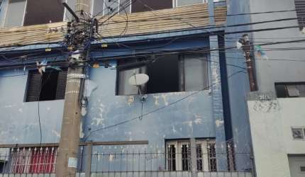 PRÉDIO RESIDENCIAL PARA VENDA, E SALÃO