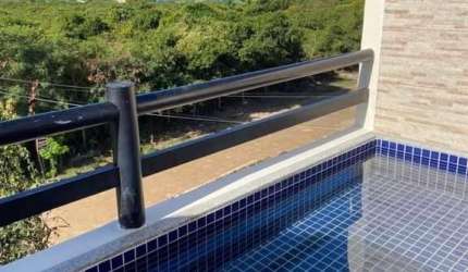 CASA TRIPLEX COM 3 QUARTOS SENDO 2 SUÍTES A VENDA NO BAIRRO DO PERÓ EM CABO FRIO RJ