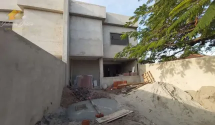 CASA DUPLEX COM 3 SUÍTES A VENDA EM COSTAZUL, RIO DAS OSTRAS RJ