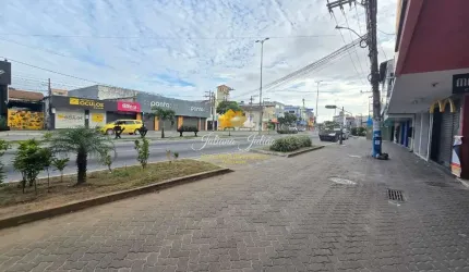 LOJA E SOBRELOJA COM 600M² A VENDA NO CENTRO DE RIO DAS OSTRAS