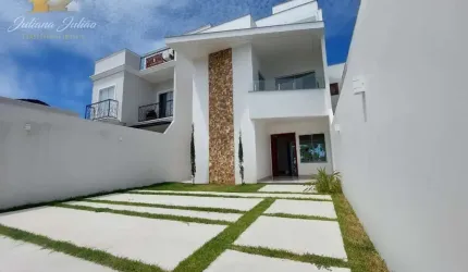 CASA TRIPLEX COM 4 QUARTOS SENDO 3 SUÍTES A VENDA NO BAIRRO COLINAS EM RIO DAS OSTRAS RJ