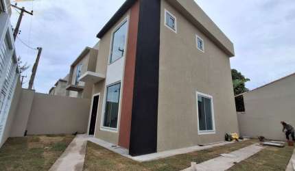 CASA DUPLEX COM 3 QUARTOS COM QUINTAL A VENDA NO BAIRRO FLORESTA DAS GAIVOTAS EM RIO DAS OSTRAS RJ