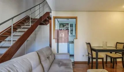 Excelente Duplex em Moema Pássaros com 64m², 2 dormitórios, 2 vagas.