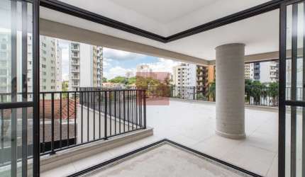 Apartamento GARDEN com 229m²,  3 suítes, 2 vagas na Vila Mascote