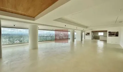 Espetacular cobertura duplex com 838 metros e elevador interno