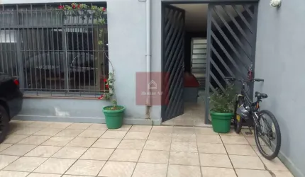 Belo sobrado com 283m²au, bem localizado no Brooklin